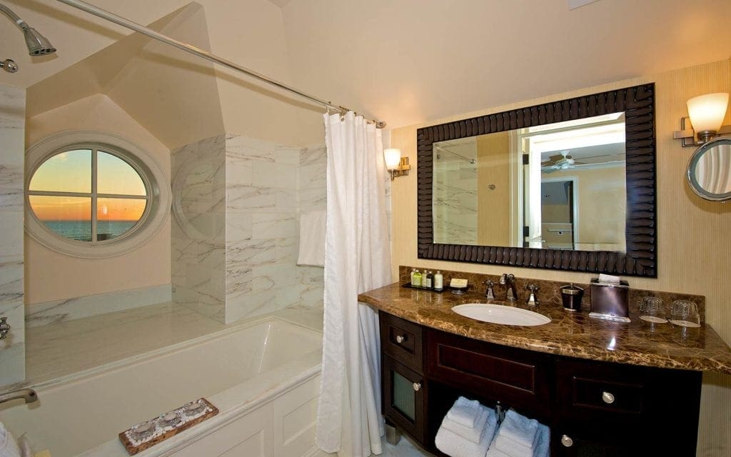 Villa Loft Suite Bath