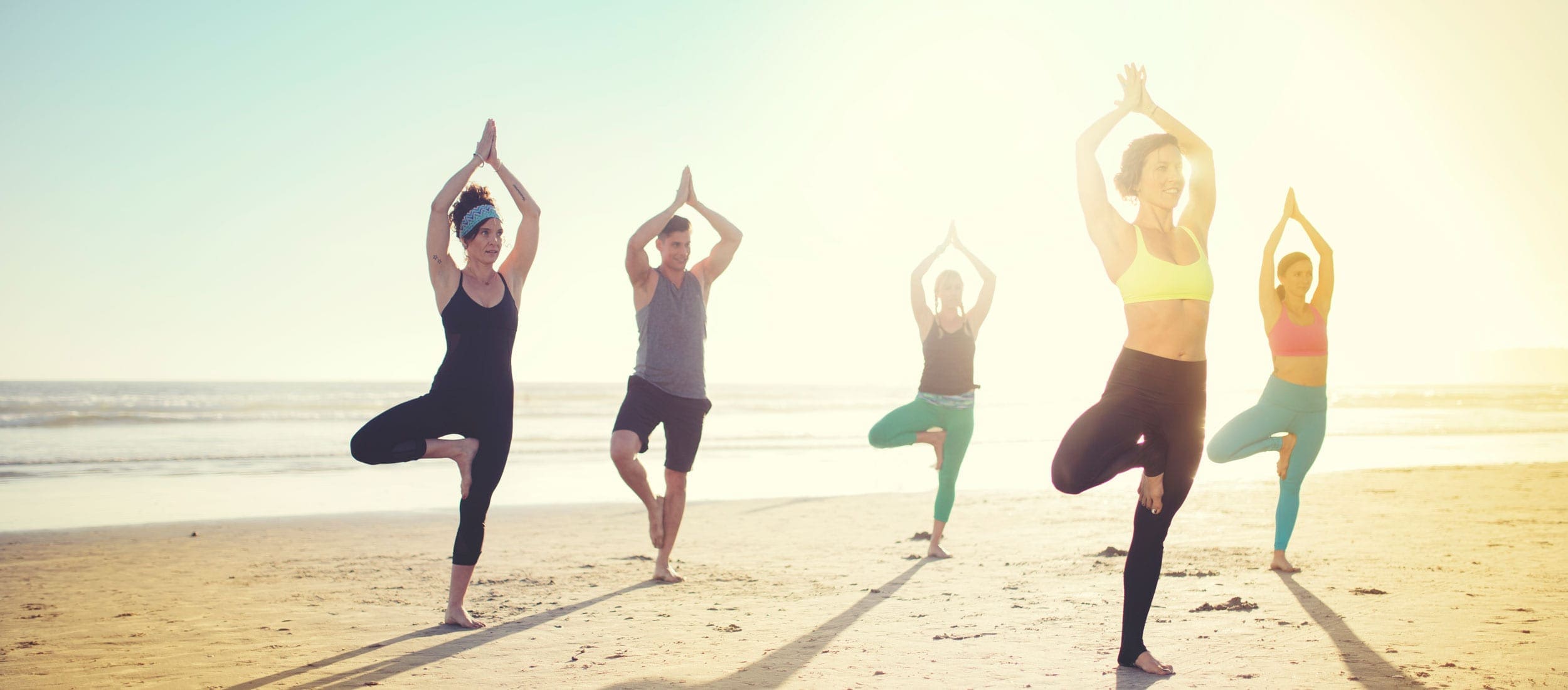 8 Benefits of Beach Yoga