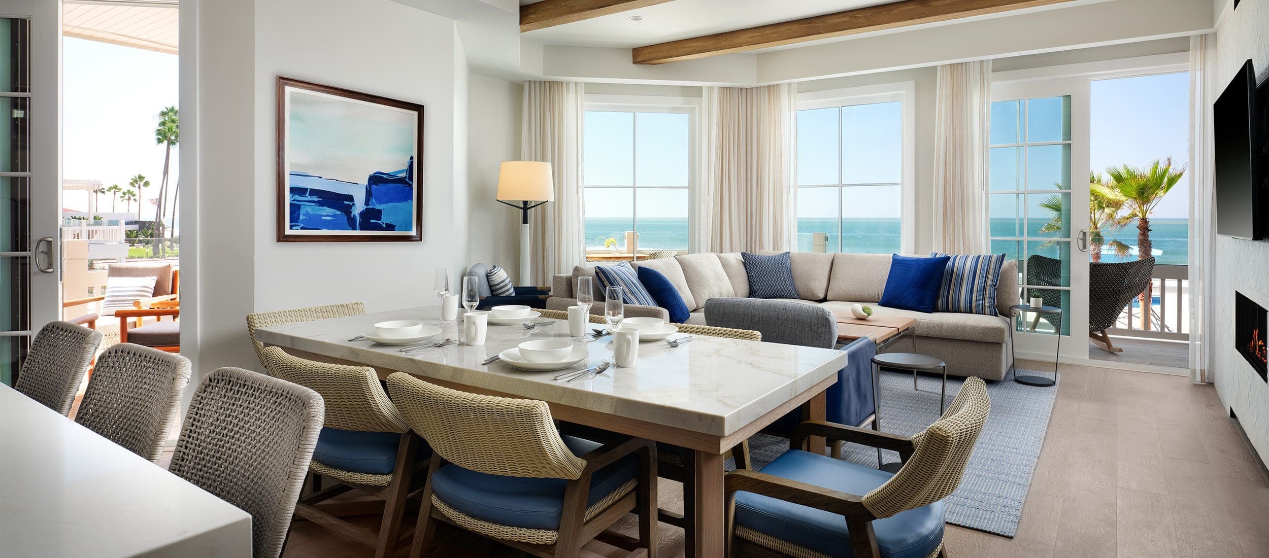 Oceanfront Residence Dining & Living Room