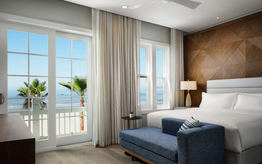 Oceanfront king bedroom