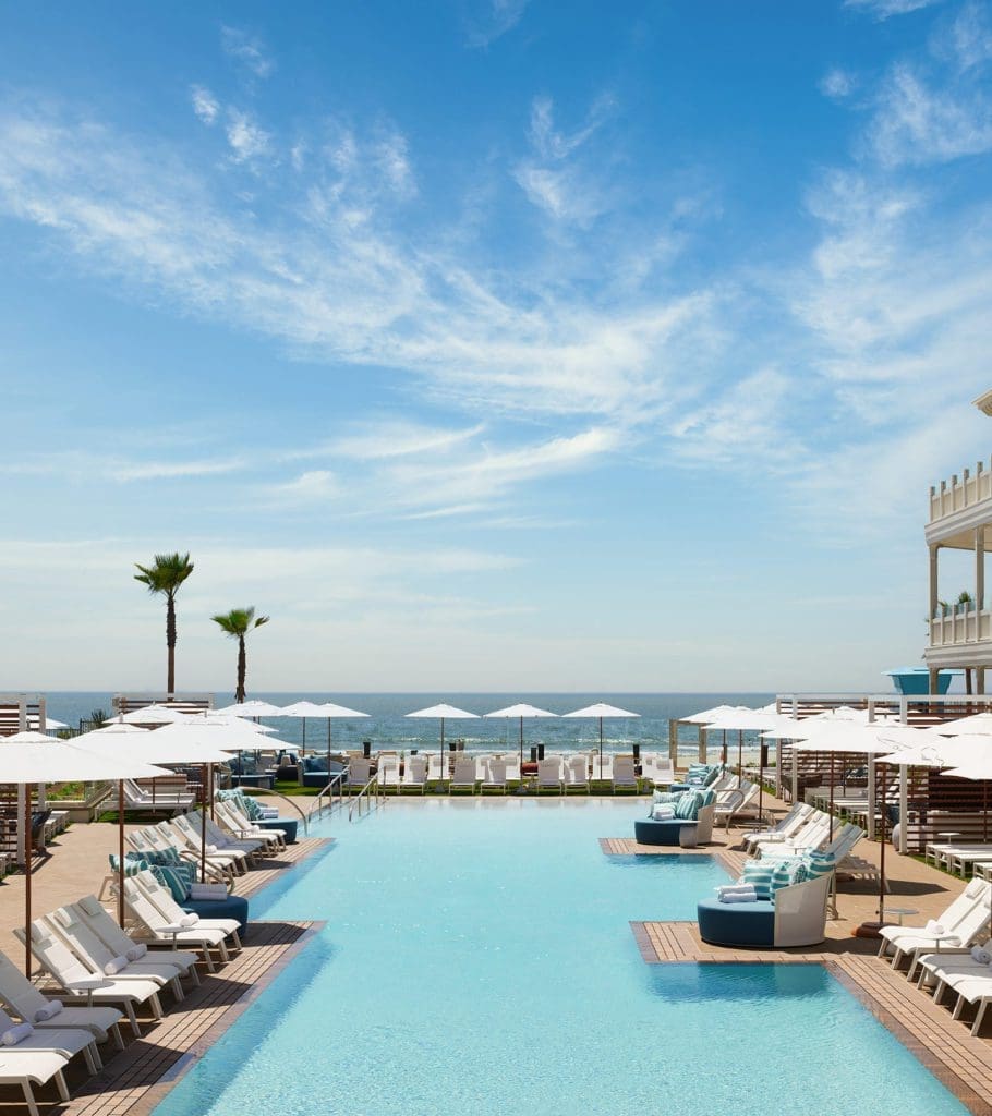 Shore House oceanfront pool