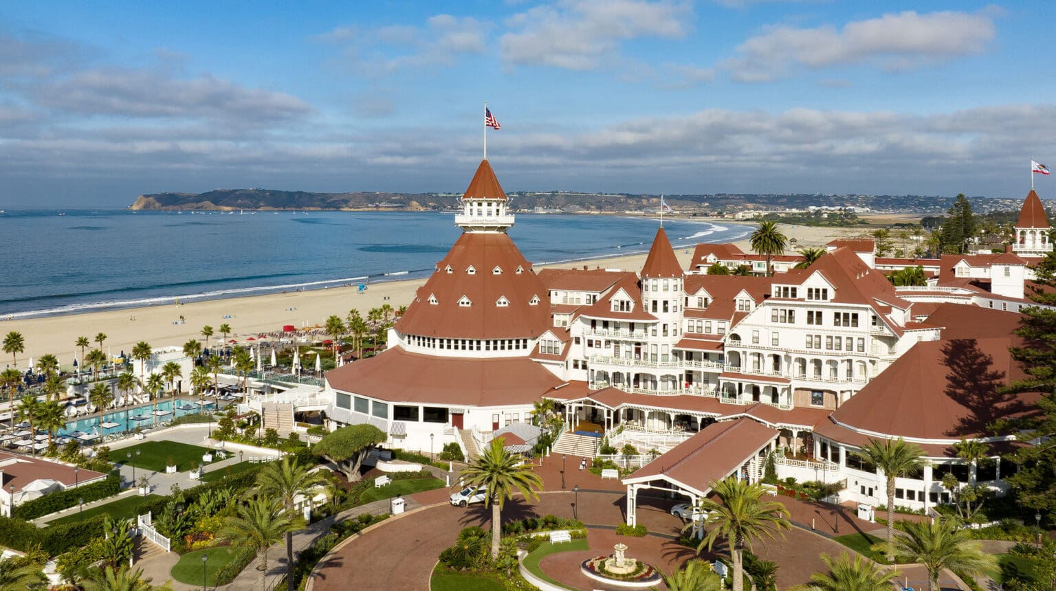 Hotel del Coronado - Victorian beachfront resort photo 2