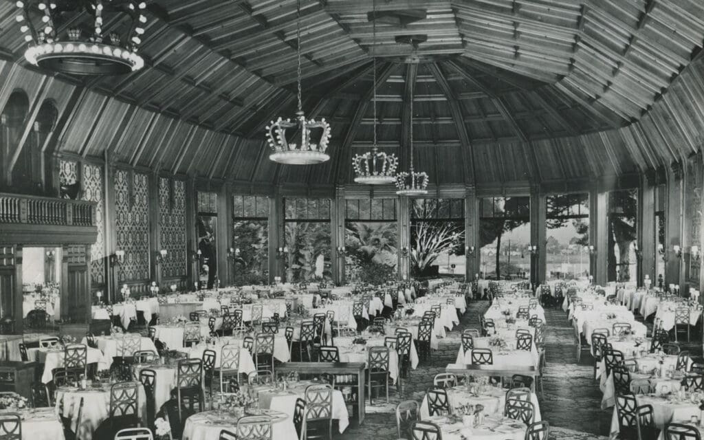 Crown Room in 1945